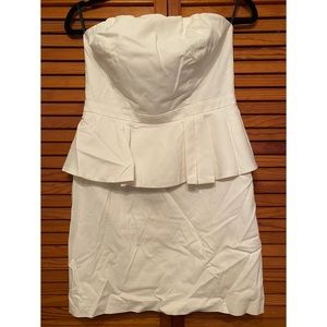 Forever 21 Off White Strapless Peplum Dress💋😍❤️